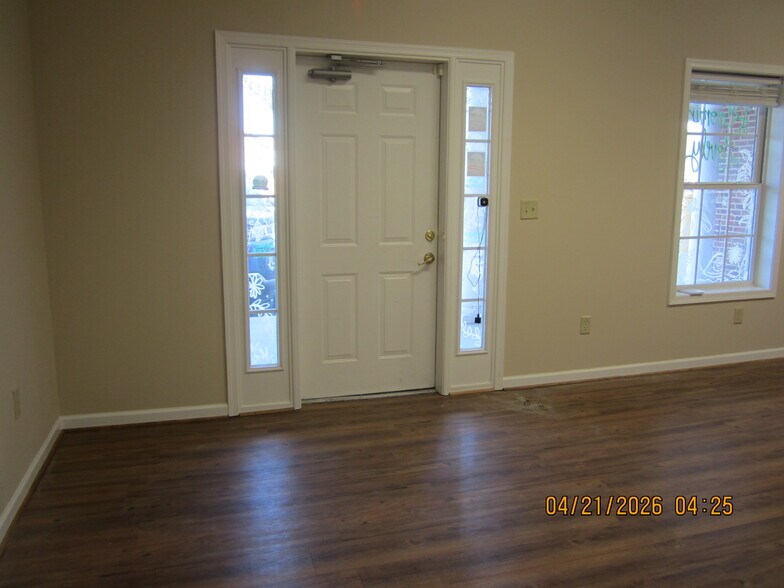 More Photos Of 1569 Jefferson Hwy, Fishersville Office For Lease