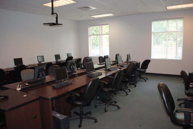 More Photos Of 10125 Berkeley Place Dr, Charlotte Medical For Lease