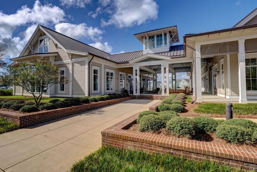 More Photos Of 162 Dugger Ln, Wilmington Apartments For Sale