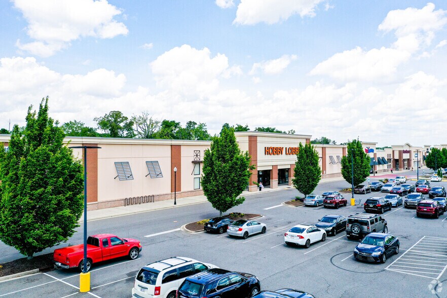 More Photos Of 8150 Ikea Blvd, Charlotte Storefront For Lease