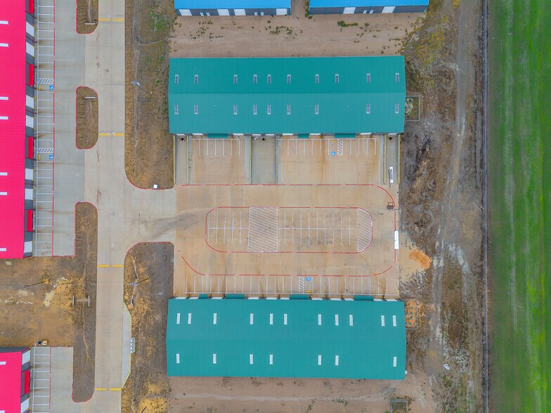 More Photos Of 6625 N FM 157, Venus Unknown For Lease