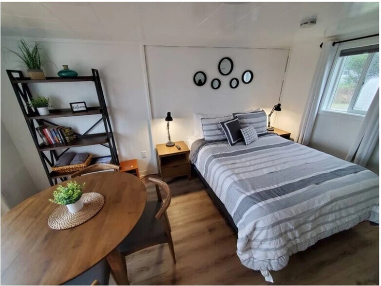 More Photos Of 95500 Highway 101 S, Yachats Hotel For Sale