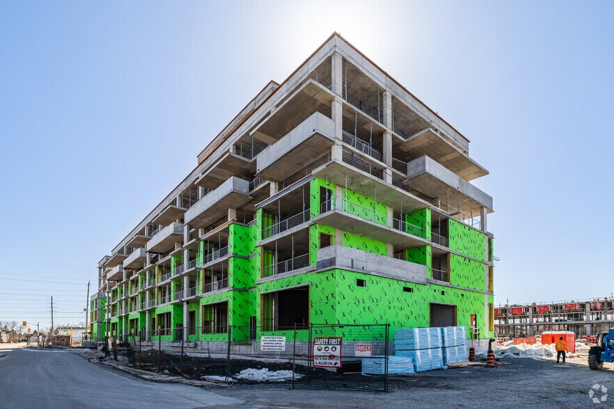 More Photos Of 20 Cedarow Crt, Ottawa Assisted Living For Lease