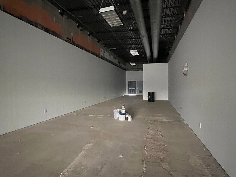 More Photos Of 1787-1797 Middle Country Rd, Centereach Storefront For Lease