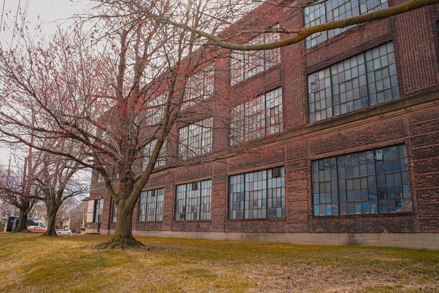 More Photos Of 13000 Athens Ave, Lakewood Warehouse For Lease