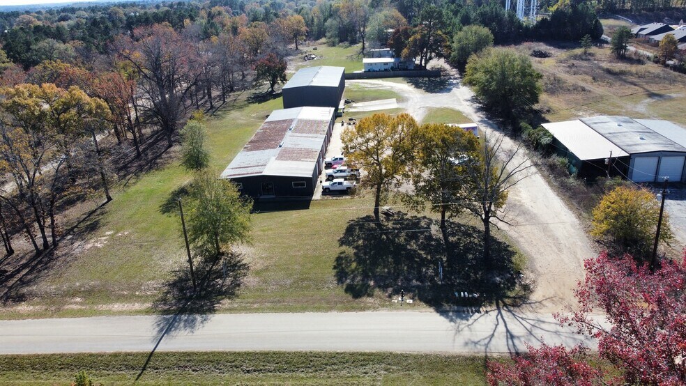 More Photos Of 10155 County Road 135, Flint Warehouse For Lease