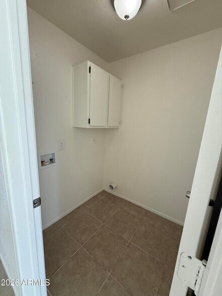 More Photos Of 2560 S Yavapai Rd, Apache Junction Multifamily For Sale