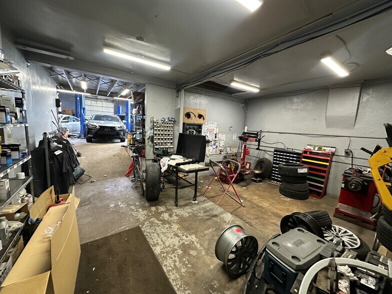 More Photos Of 2218 Champa St, Denver Warehouse For Sale