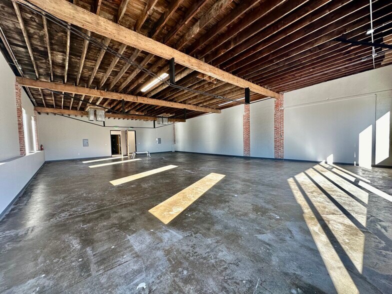 More Photos Of 607 S Public Rd, Lafayette Freestanding For Lease