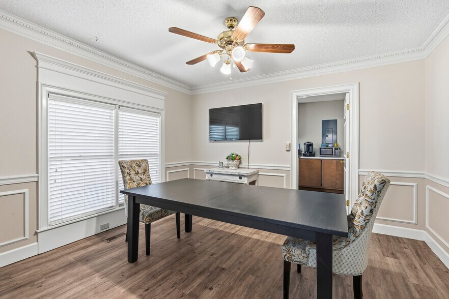 More Photos Of 3357 Vineville Ave, Macon-Bibb Office Residential For Sale
