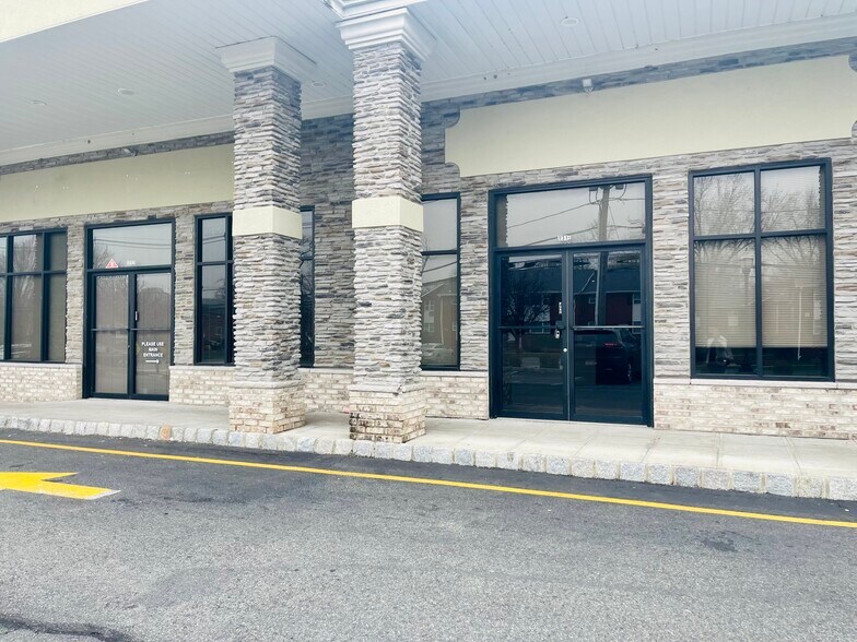 More Photos Of 131 New Rd, Parsippany Storefront For Lease