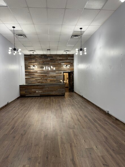 More Photos Of 150 Lovell Rd, Knoxville Storefront For Lease