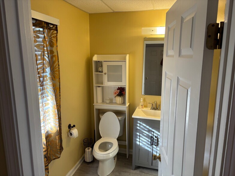 More Photos Of 200 W Center St, Manchester Office For Lease