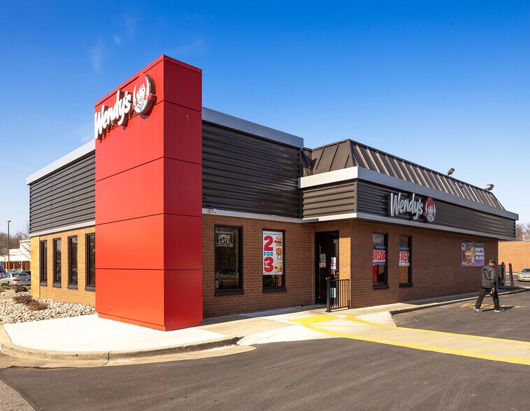 More Photos Of 1 Swan Creek Rd, Fort Washington Unknown For Lease