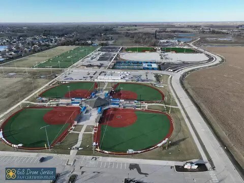 More Photos Of US RTE 55 and State Route 143, Edwardsville Land For Sale