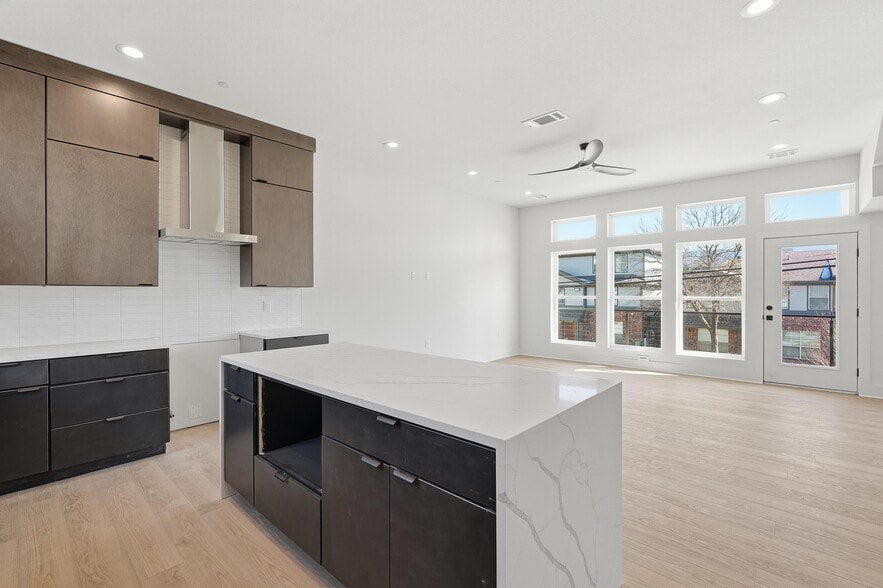 More Photos Of 2202 N Carroll Ave, Dallas Apartments For Sale
