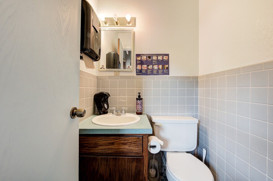 More Photos Of 11801 Southwood Dr, Oklahoma City Daycare Center For Sale