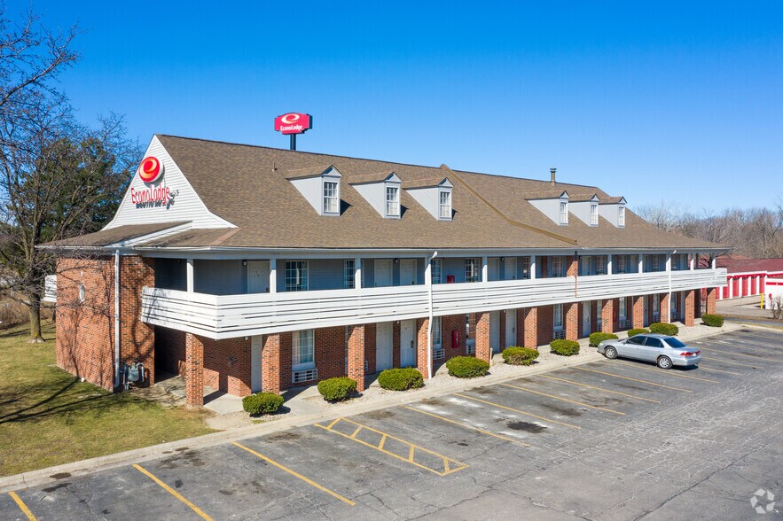 Primary Photo Of 40500 Michigan Ave, Canton Township Hotel For Sale