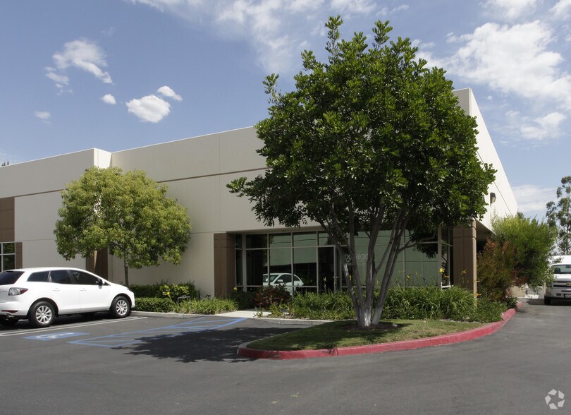 More Photos Of 27166 Burbank, Foothill Ranch Warehouse For Sale