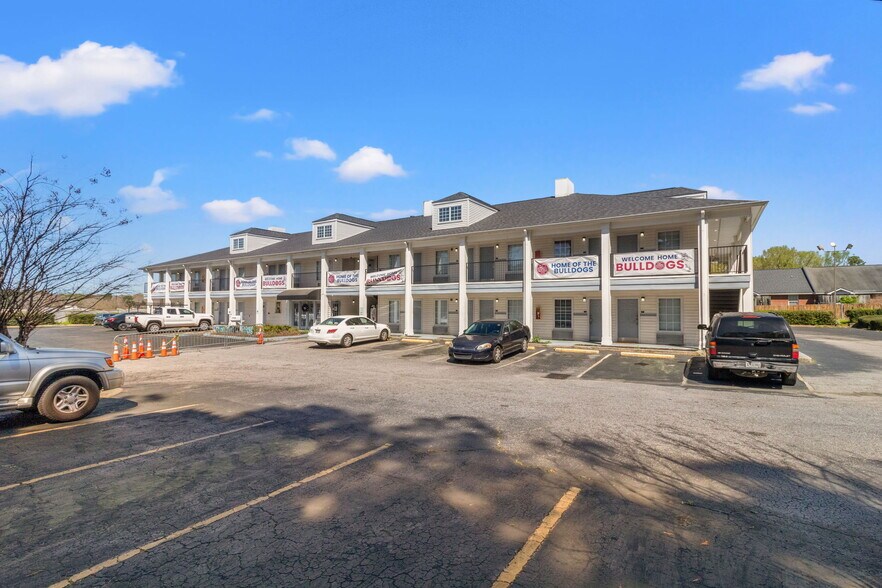 More Photos Of 2350 Chestnut St, Orangeburg Hotel For Sale