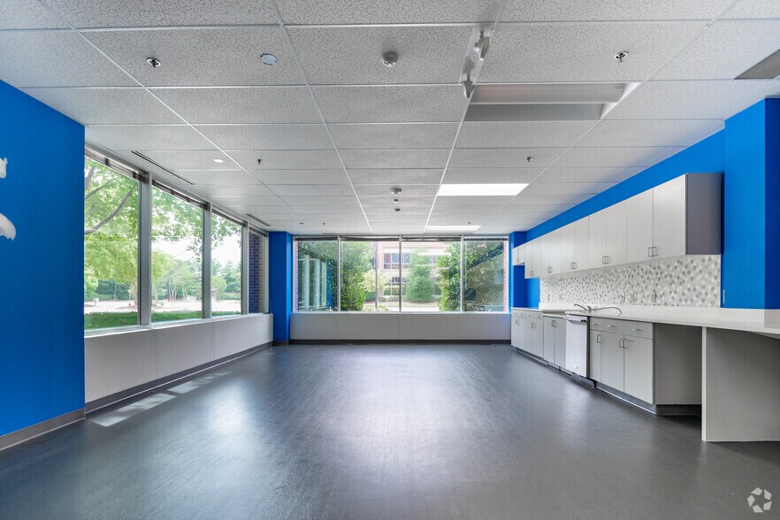 More Photos Of 1500 Perimeter Park Dr, Morrisville Office For Sale
