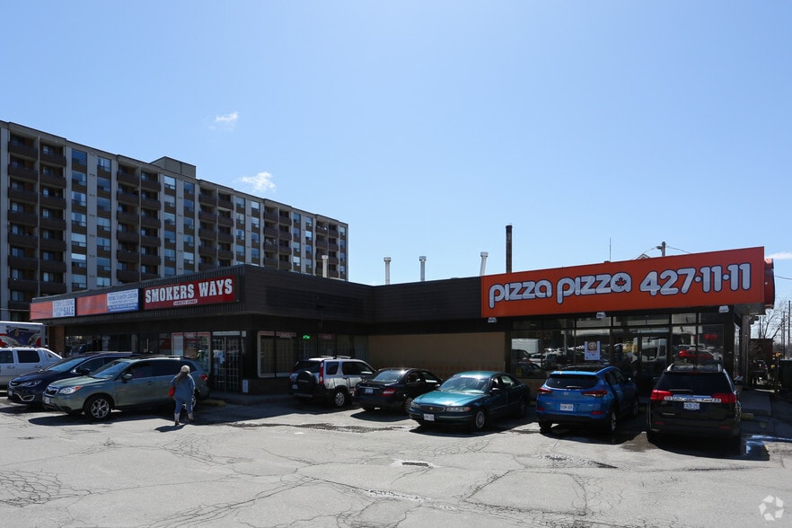 More Photos Of 129 King St E, Oshawa General Retail For Lease