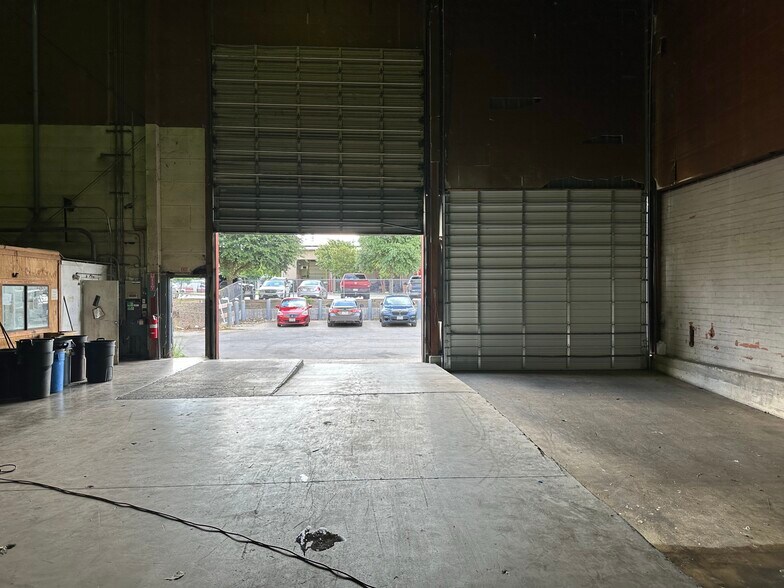 More Photos Of 120 Eda, San Antonio Warehouse For Lease