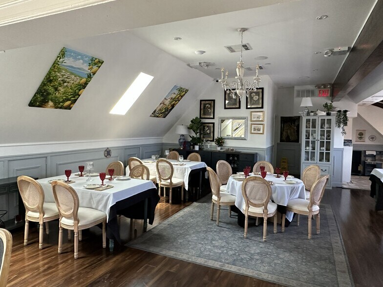 More Photos Of 141 Mansion Ave, Staten Island Restaurant For Sale