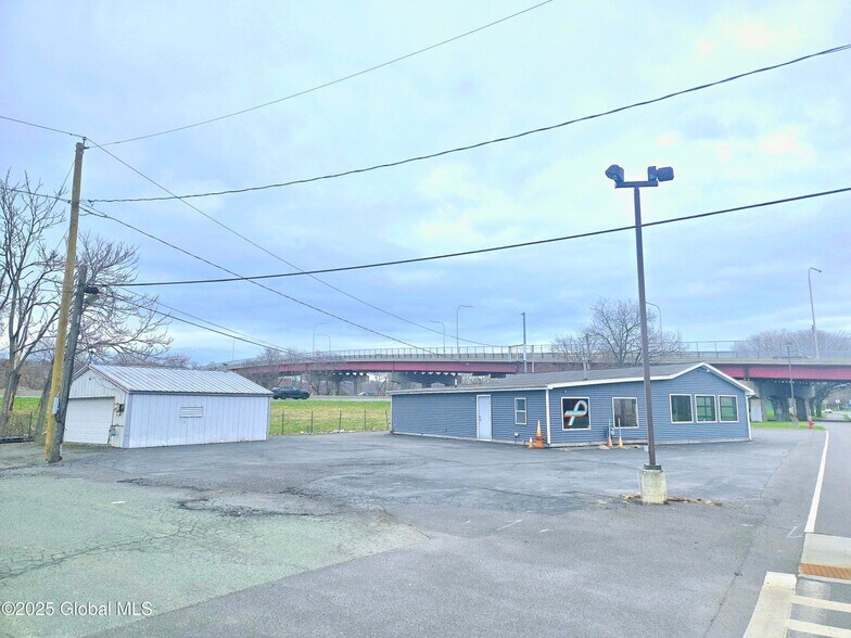 More Photos Of 1904 Broadway, Watervliet Auto Dealership For Sale