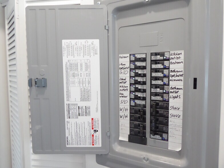 More Photos Of 1000 7th St, Miami Beach Apartments For Sale