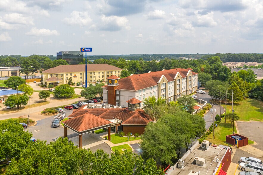 More Photos Of 6700 Financial Cir, Shreveport Hotel For Sale