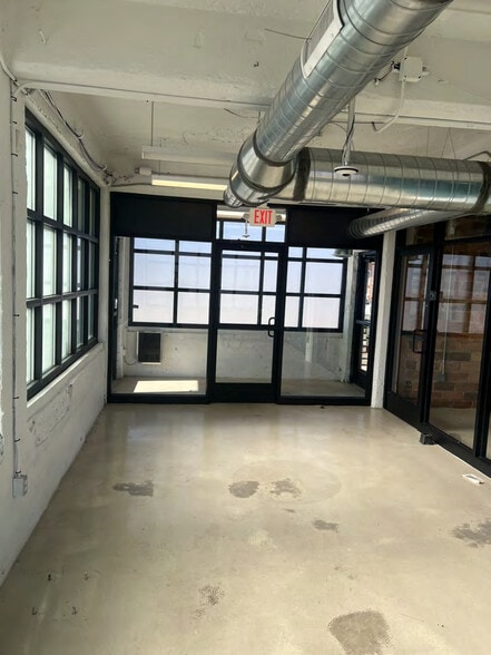 More Photos Of 2 W Forest Ave, Ypsilanti Food Processing For Lease