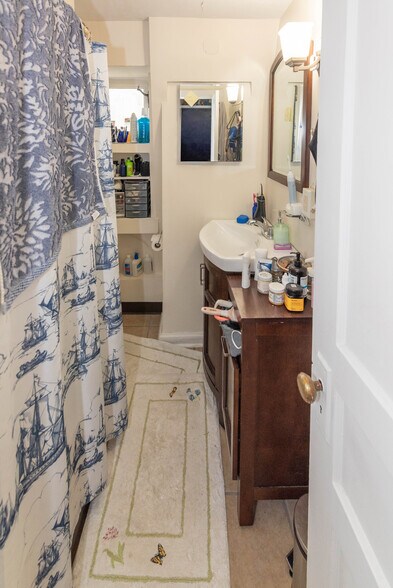 More Photos Of 6408 Brook Ave, Baltimore Apartments For Sale