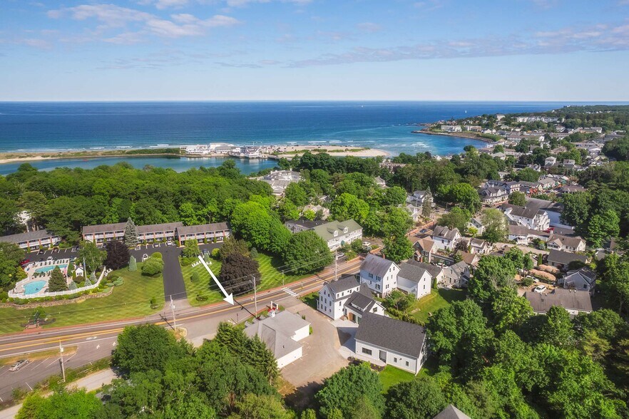 More Photos Of 307 Main St, Ogunquit Storefront For Sale