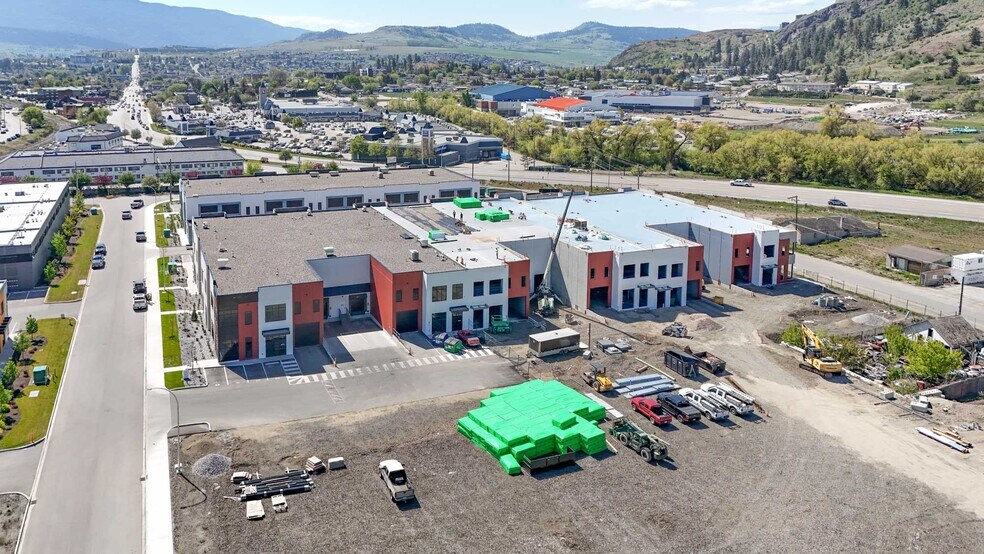 More Photos Of 4605 34 St, Vernon Distribution For Lease