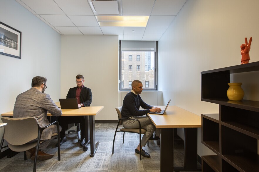 More Photos Of 14 Wall St, New York Coworking Space