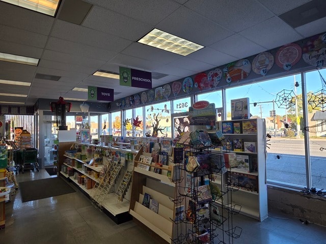 More Photos Of 3625 W 95th St, Evergreen Park Storefront Retail Office For Lease