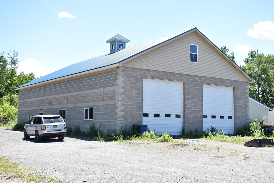 More Photos Of 135 Howard Rd, Fulton Industrial For Sale
