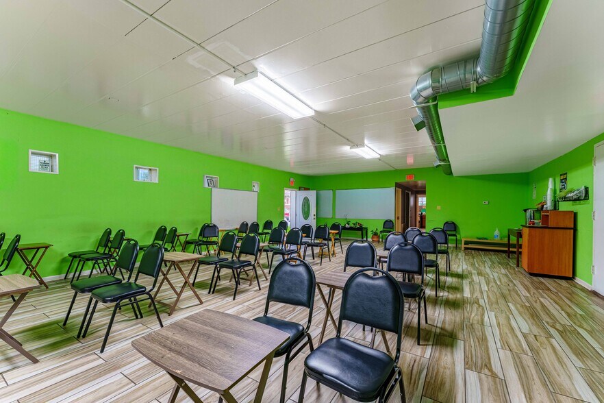 More Photos Of 2724 W 51st St, Chicago Storefront Retail Residential For Sale