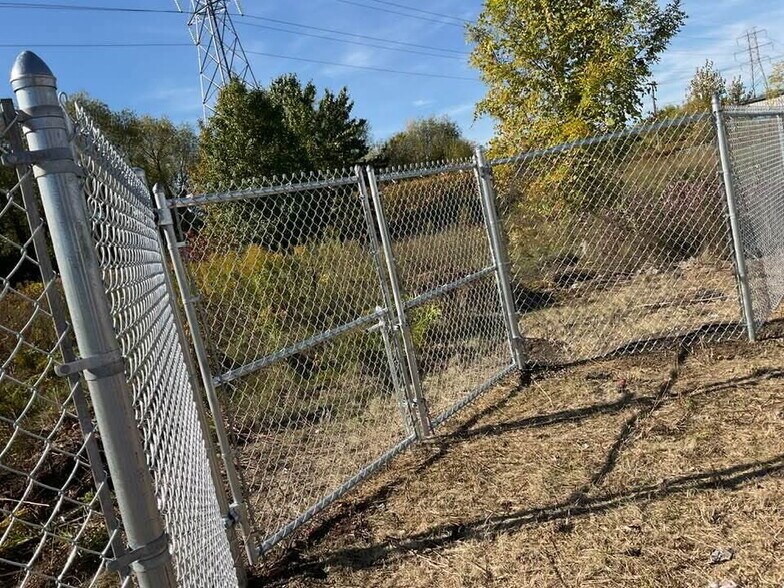 Primary Photo Of 2217 Allen ave, Niagara Falls Land For Lease