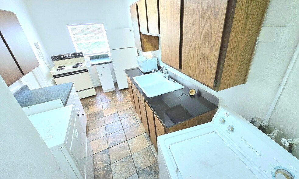 More Photos Of , Bradenton Multifamily For Sale