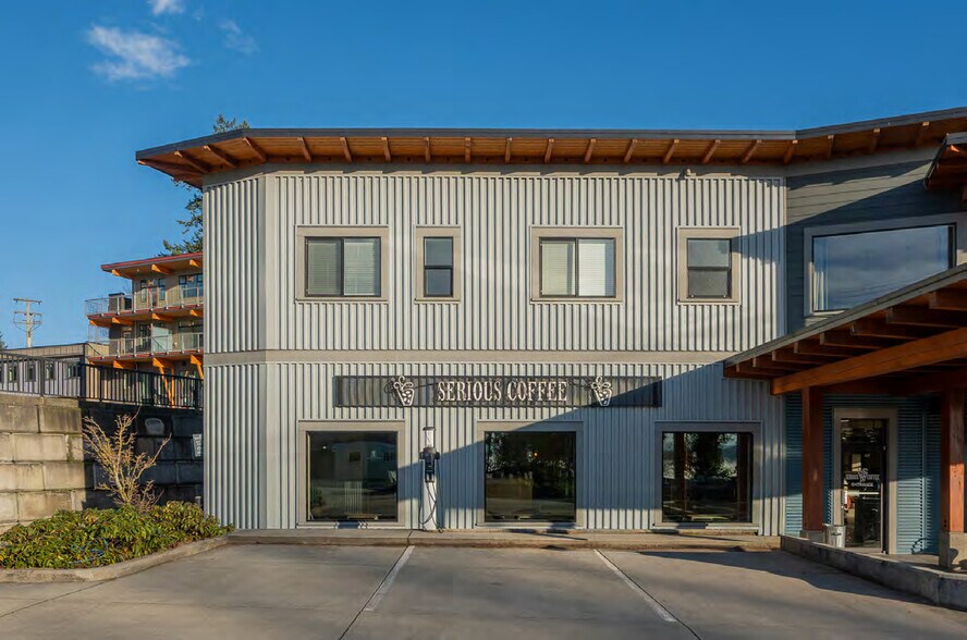More Photos Of 7013 Thunder Bay St, Powell River General Retail For Sale