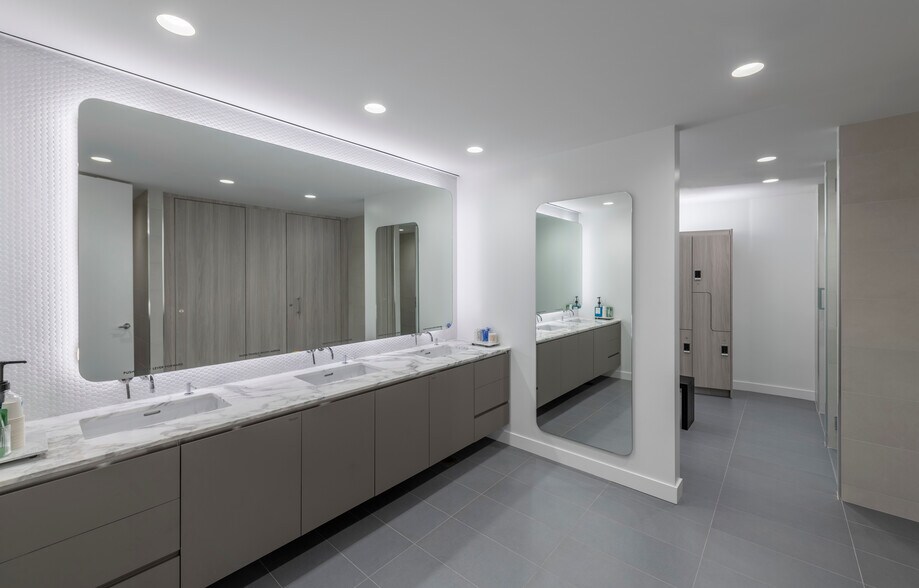 More Photos Of 2099 Pennsylvania Ave NW, Washington Office For Lease