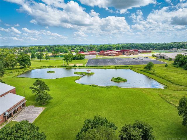 More Photos Of 7 Mathis Park Dr, Tahlequah Dormitory For Sale