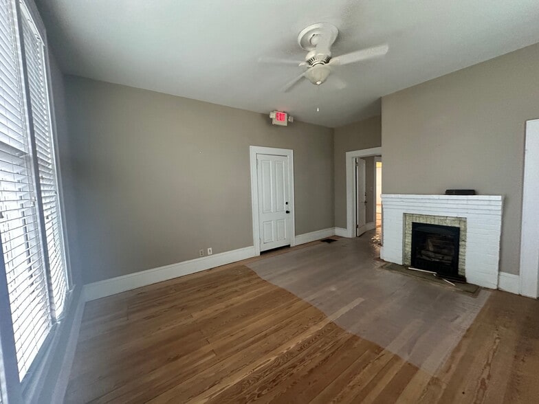 More Photos Of 103 Kelly Mill Rd, Cumming Office For Sale