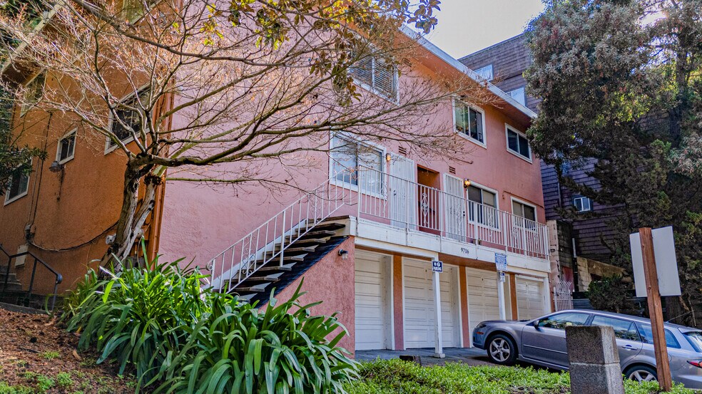 More Photos Of 9716 Mountain Blvd, Oakland Apartments For Sale