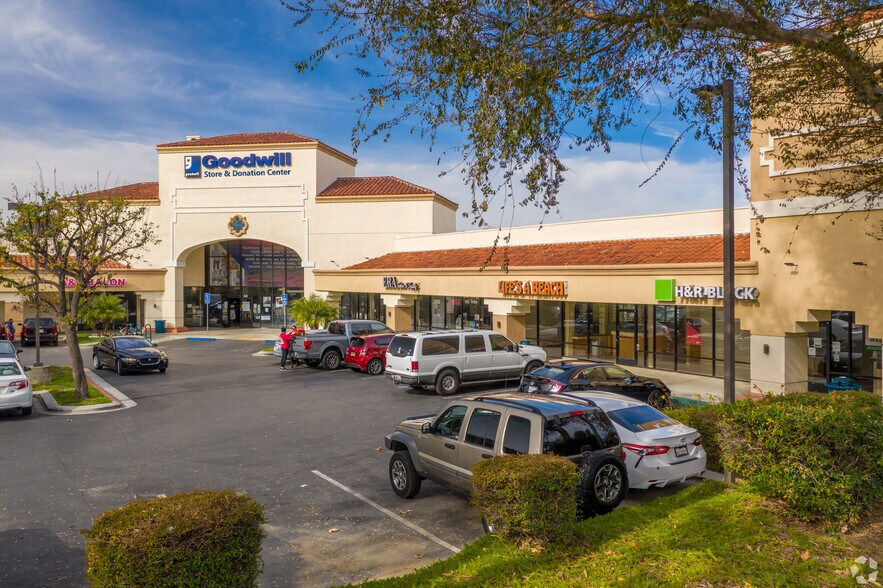 More Photos Of 5197 E Los Angeles Ave, Simi Valley Unknown For Lease