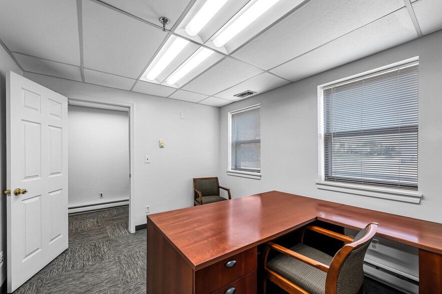 More Photos Of 100 State St, Ludlow Manufacturing For Lease