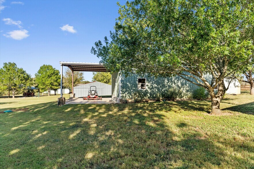 More Photos Of 1092 FM 3000, Elgin Specialty For Sale
