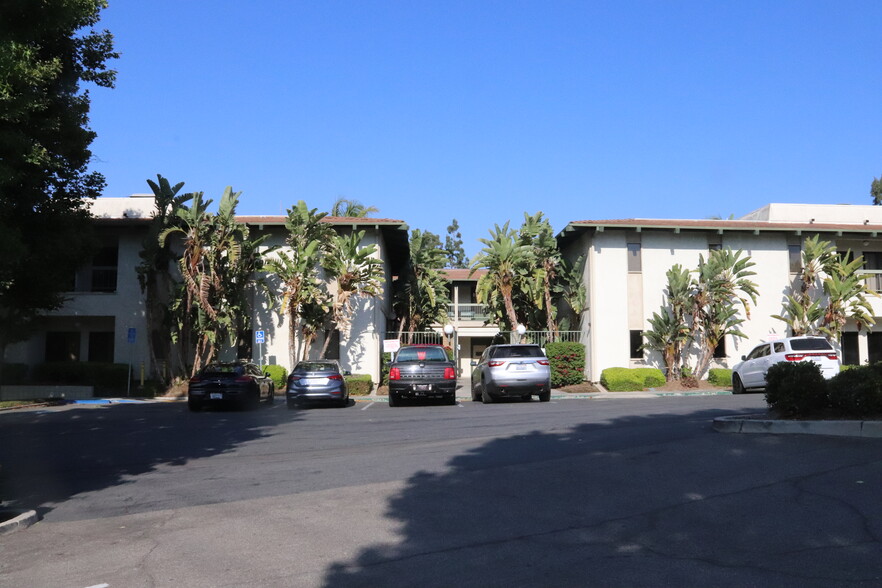 Primary Photo Of 770 Magnolia Ave, Corona Medical For Lease